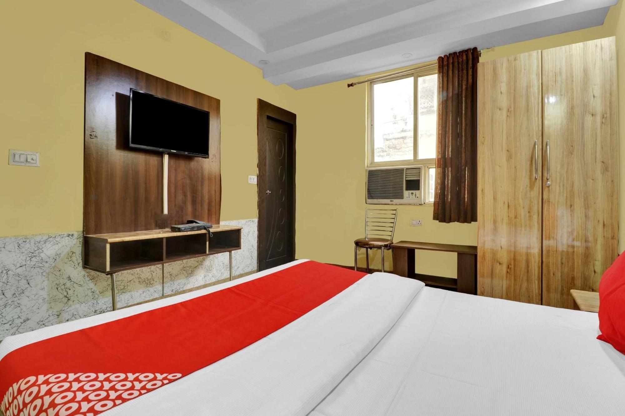 OYO 82518 Hotel Royal In Gwalior Exterior foto
